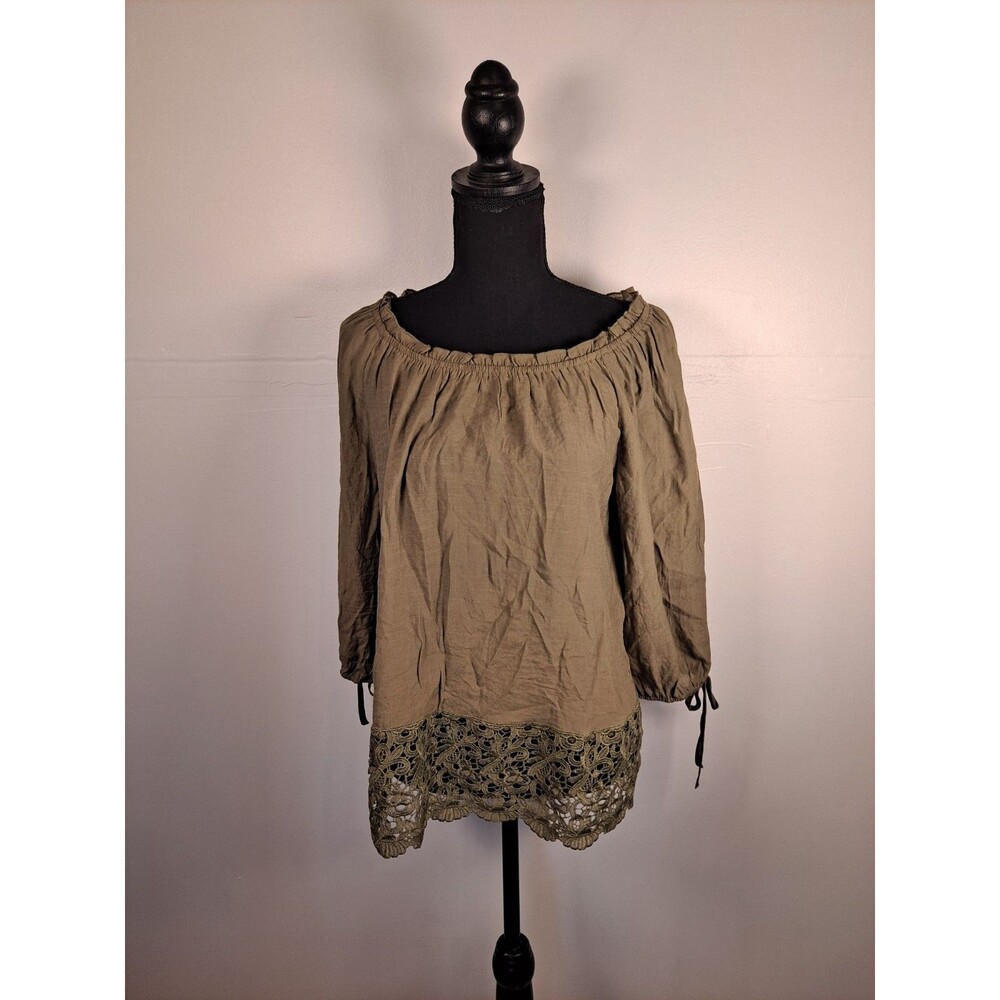 Unique Spectrum Women's Blouse Size S Boho Lightweight Green Lace Hem